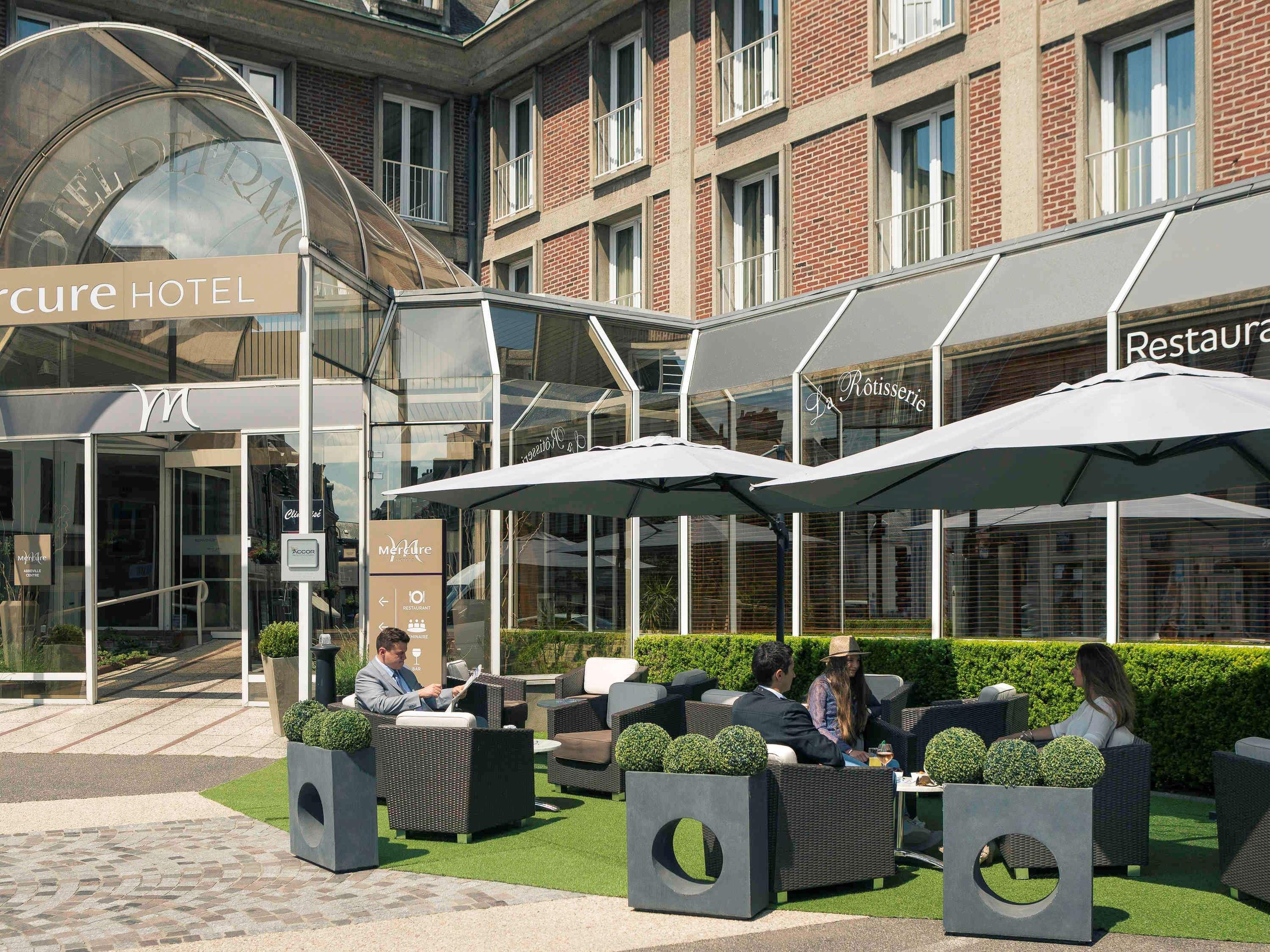 Mercure Abbeville Centre - Porte De La Baie De Somme Екстер'єр фото
