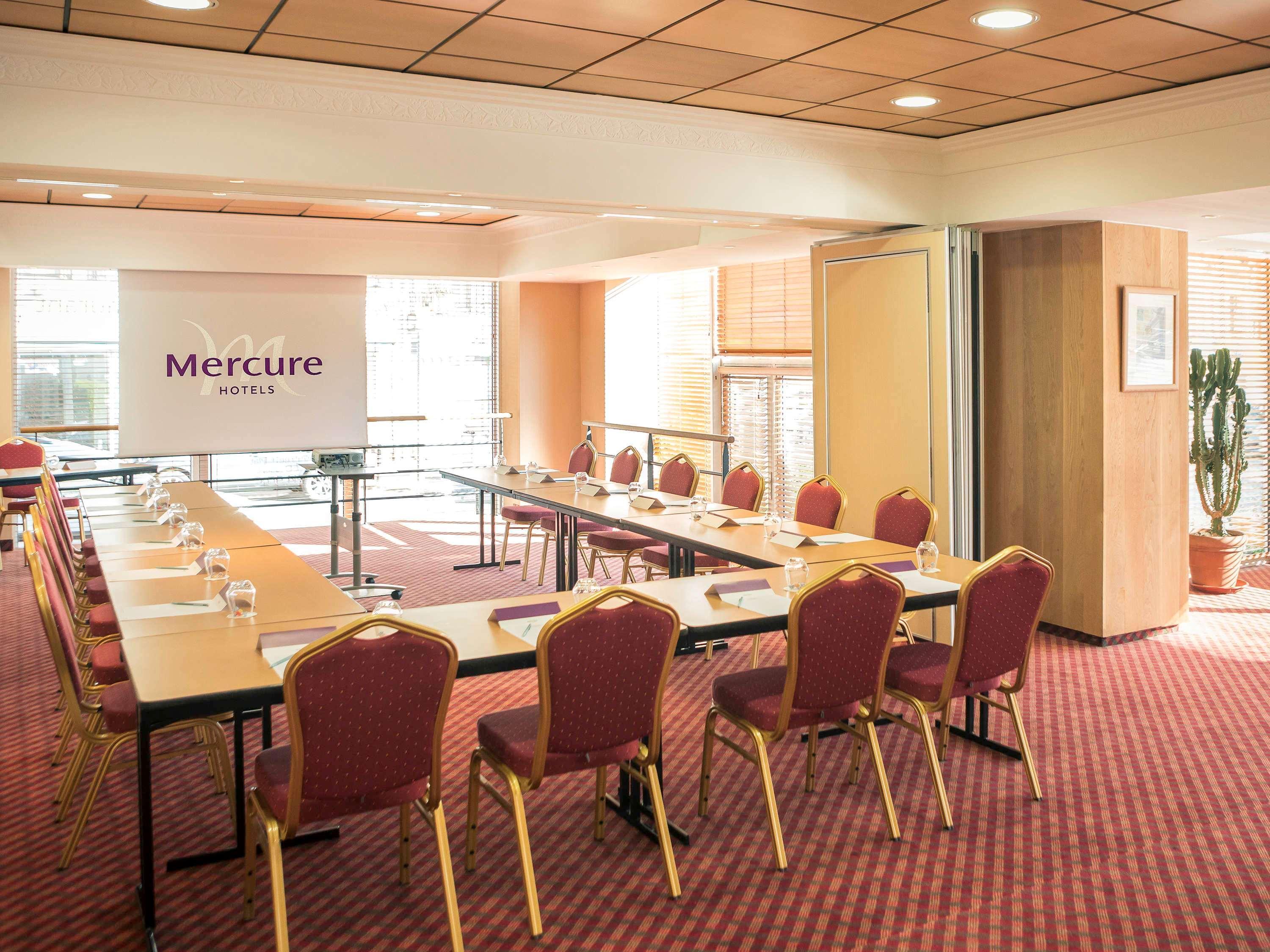 Mercure Abbeville Centre - Porte De La Baie De Somme Екстер'єр фото