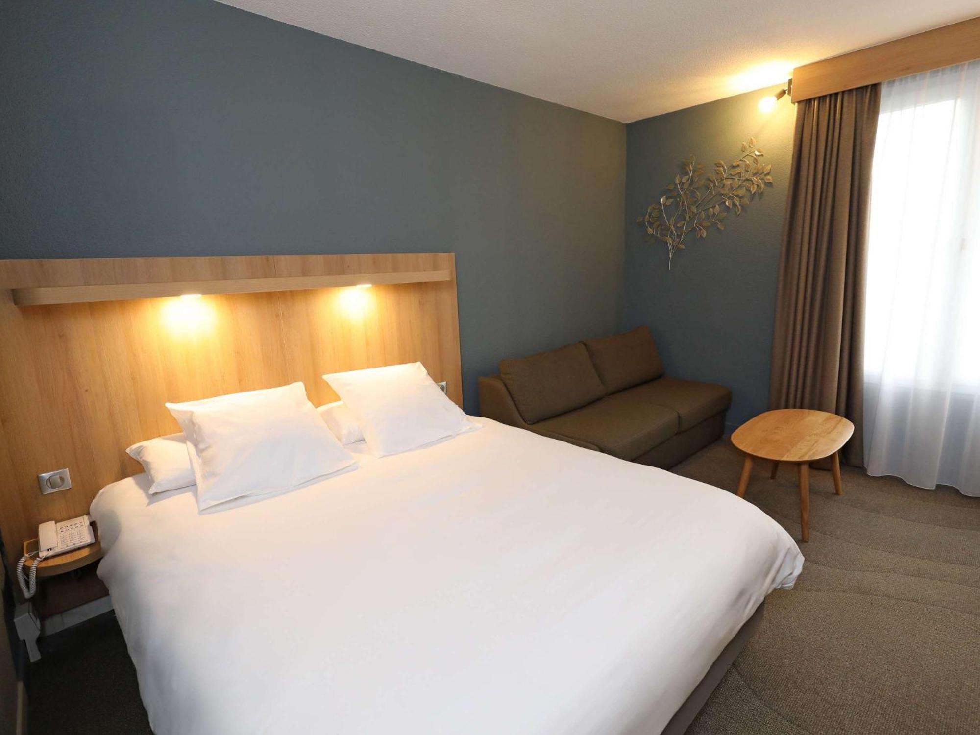 Mercure Abbeville Centre - Porte De La Baie De Somme Екстер'єр фото