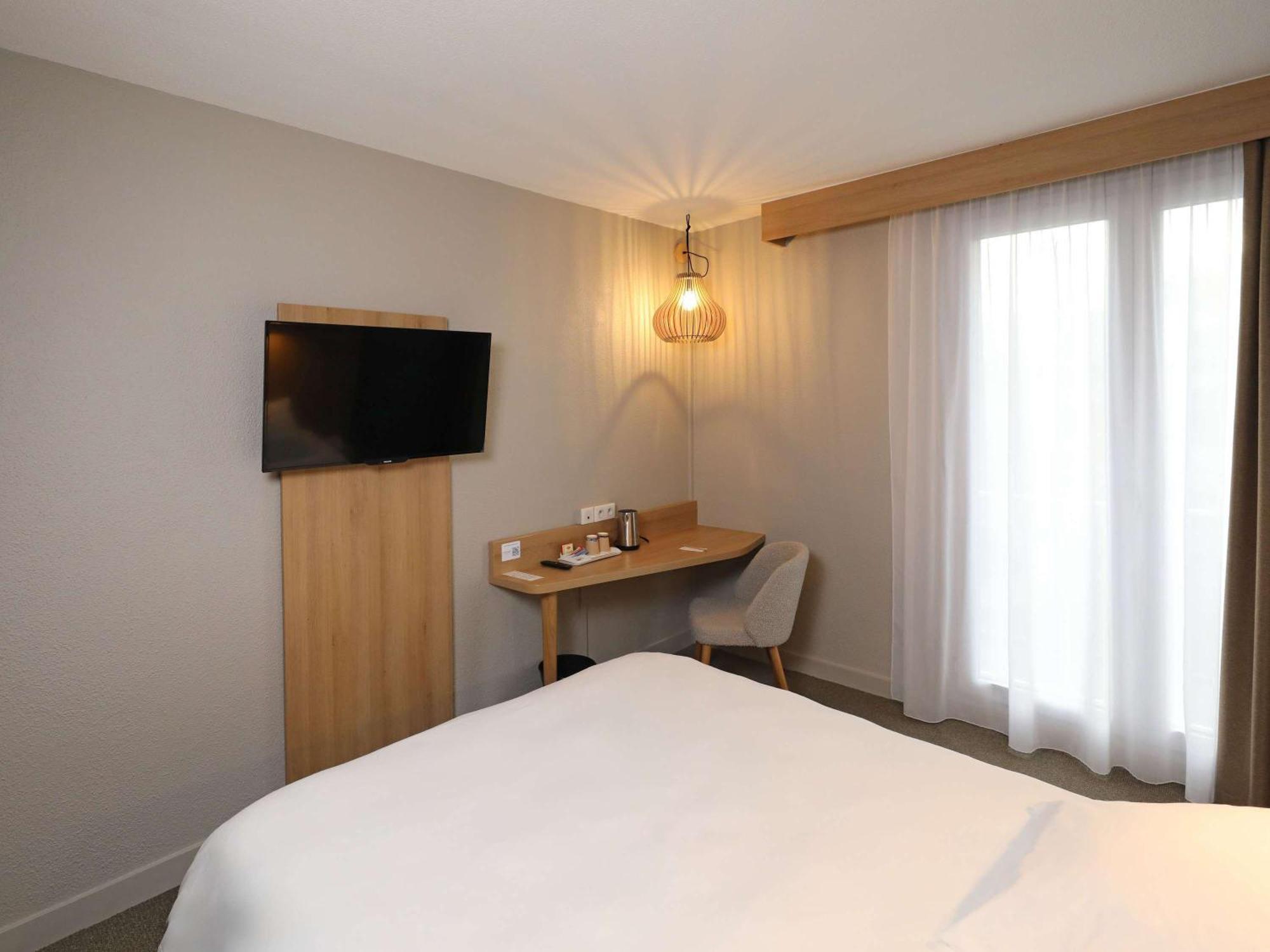 Mercure Abbeville Centre - Porte De La Baie De Somme Екстер'єр фото