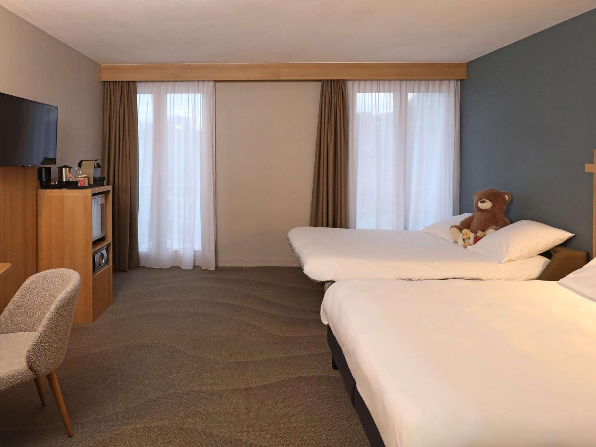 Mercure Abbeville Centre - Porte De La Baie De Somme Екстер'єр фото