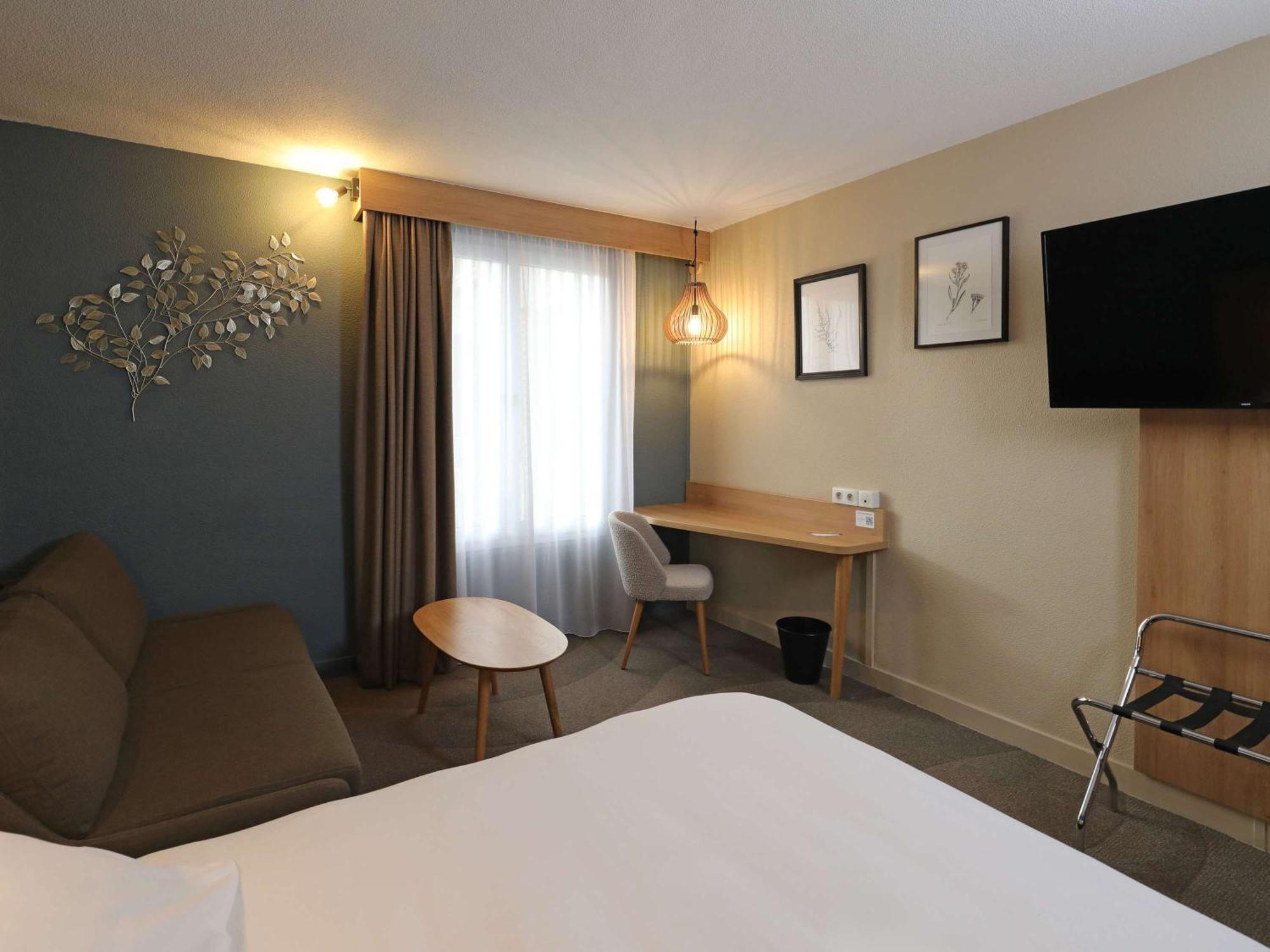 Mercure Abbeville Centre - Porte De La Baie De Somme Екстер'єр фото