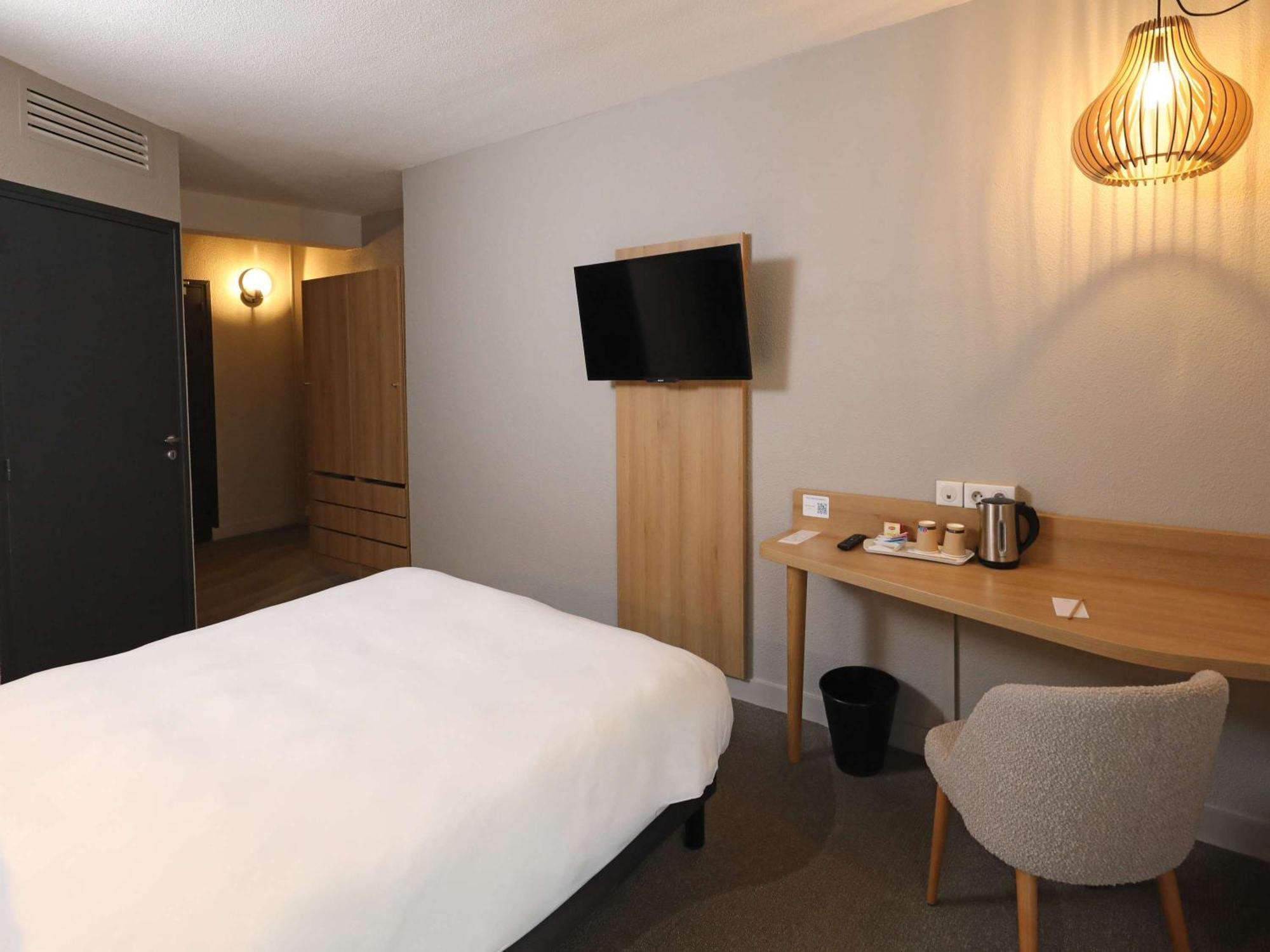 Mercure Abbeville Centre - Porte De La Baie De Somme Екстер'єр фото