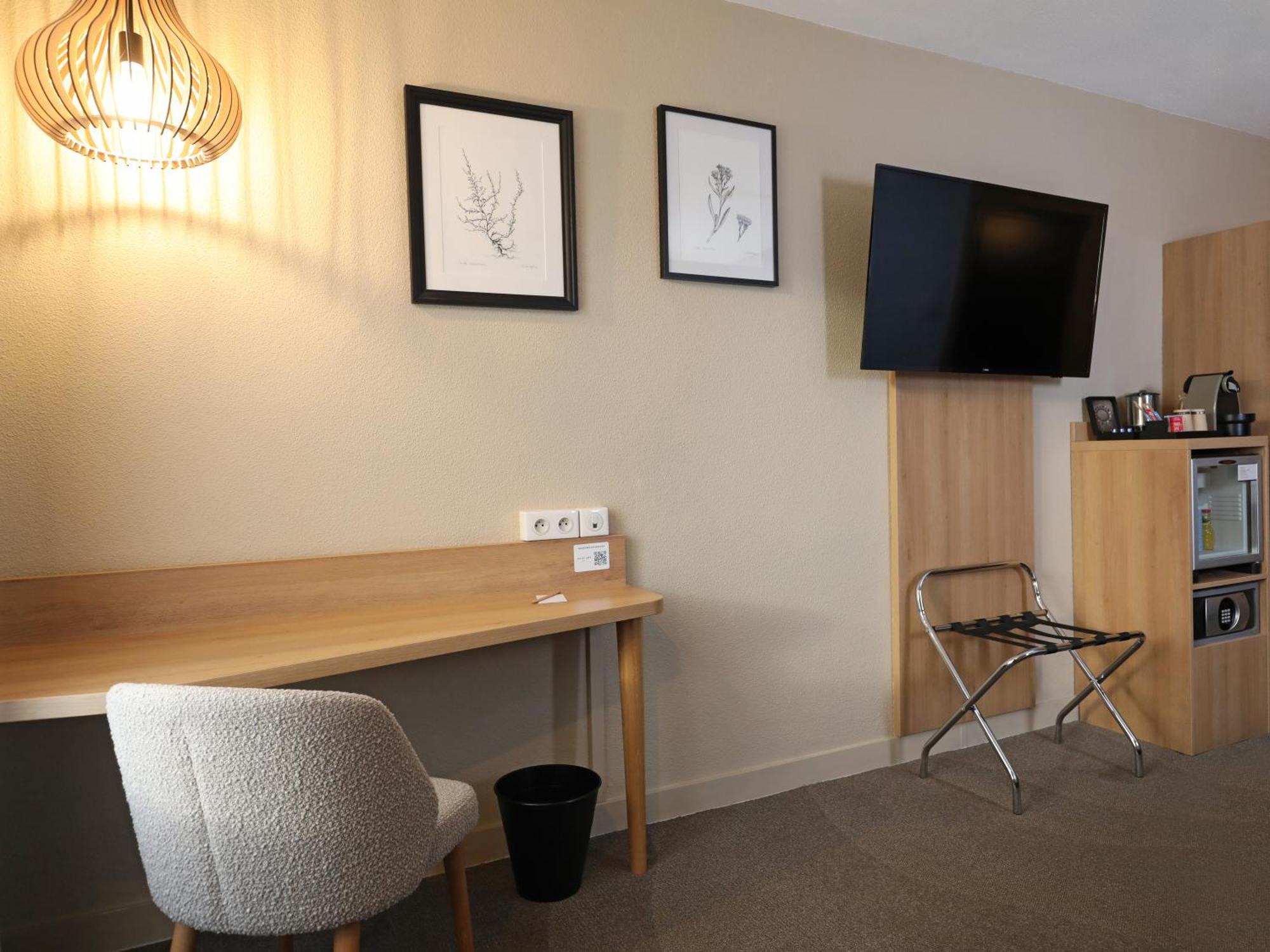 Mercure Abbeville Centre - Porte De La Baie De Somme Екстер'єр фото